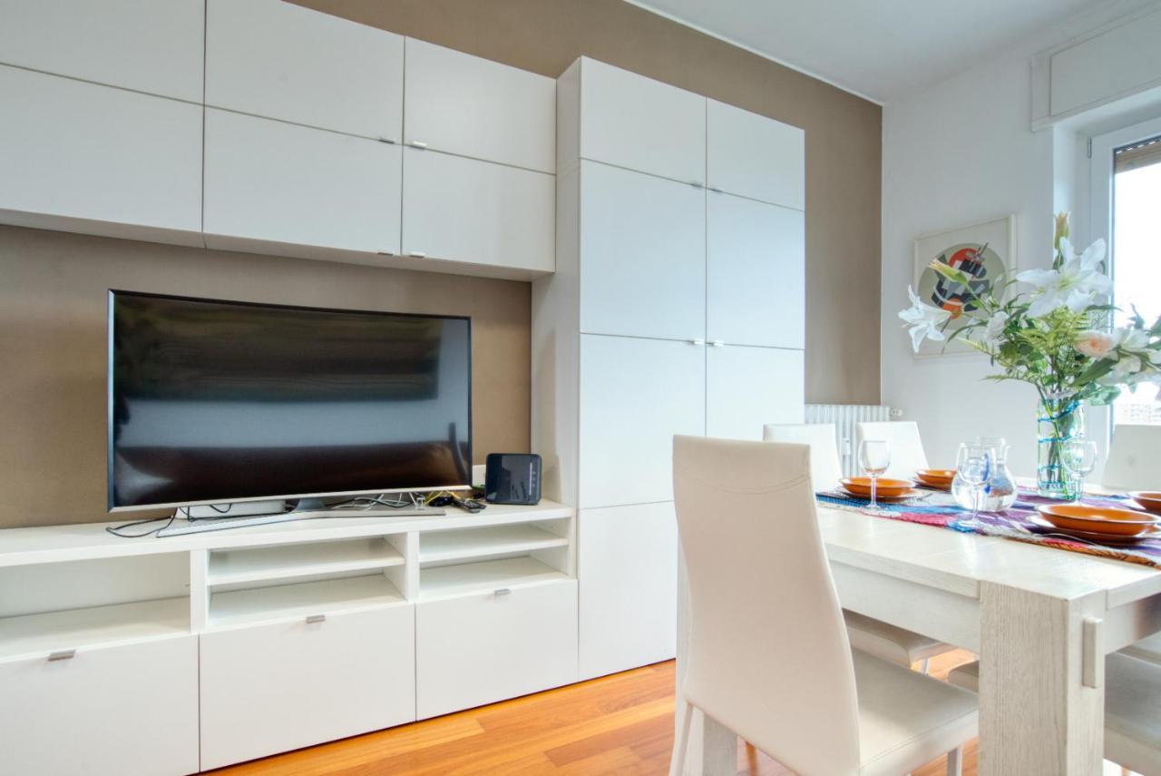 Caseospitali - Casa Park View, Ampio Trilocale Per Famiglie Sul Parco Milan Extérieur photo