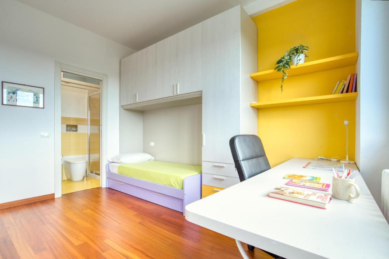 Caseospitali - Casa Park View, Ampio Trilocale Per Famiglie Sul Parco Milan Extérieur photo
